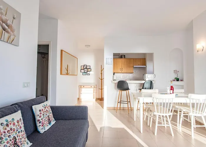 Paradise Apartment *